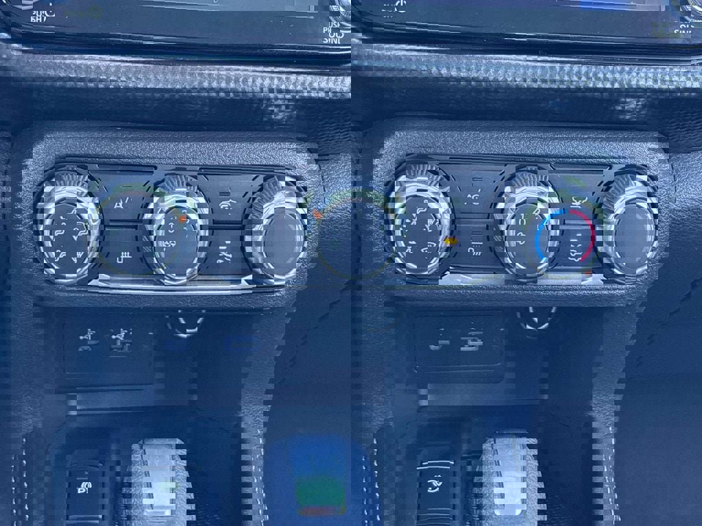 Certified 2023 Nissan Kicks SV image 20