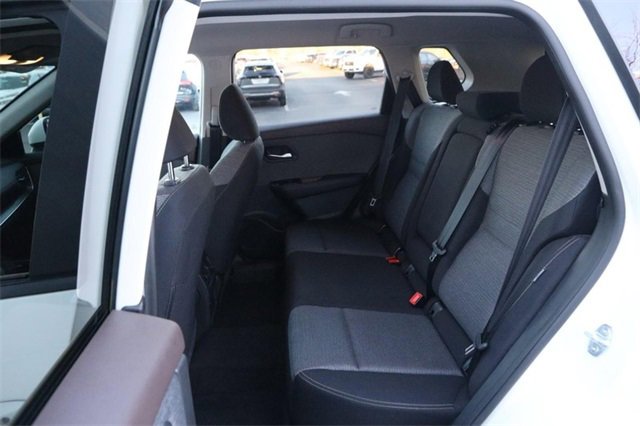 Certified 2023 Nissan Rogue SV image 9