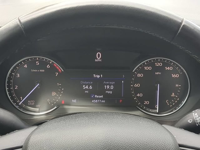 Used 2020 Cadillac XT4 Premium Luxury FWD image 32