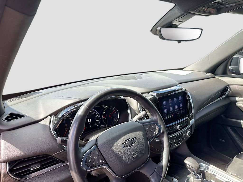 Used 2022 Chevrolet Traverse Premier w/ Redline Edition image 12