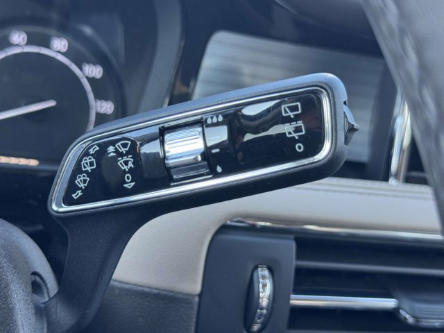 Used 2022 Lincoln Corsair AWD w/ Equipment Group 101A image 22