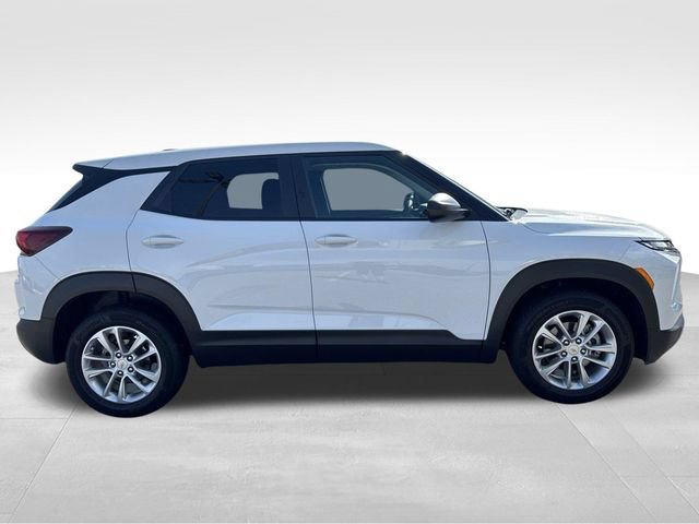 Used 2024 Chevrolet TrailBlazer LS w/ LS Convenience Package FWD image 6