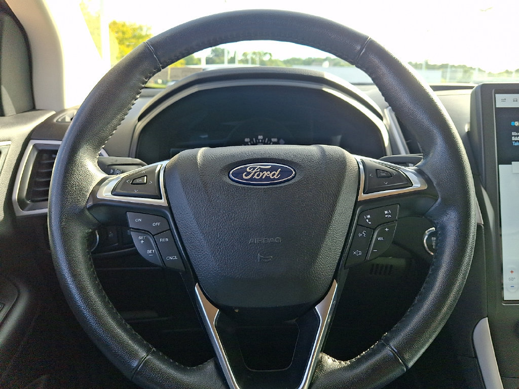 Used 2024 Ford Edge SEL AWD/4WD image 18