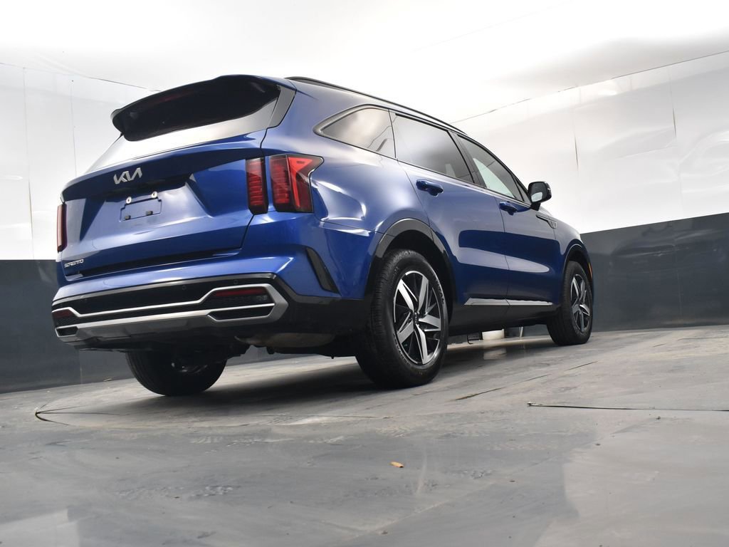 Used 2023 Kia Sorento S w/ Panoramic Sunroof Package image 24