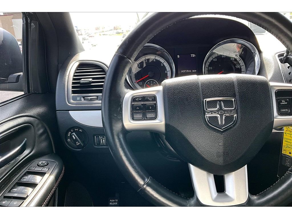 Used 2018 Dodge Grand Caravan GT image 24
