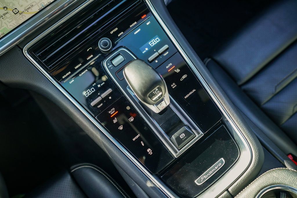 Used 2020 Porsche Panamera Edition image 34
