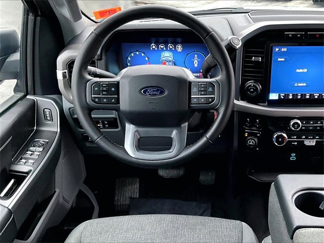 Used 2024 Ford F150 XLT w/ Tow/Haul Package image 5