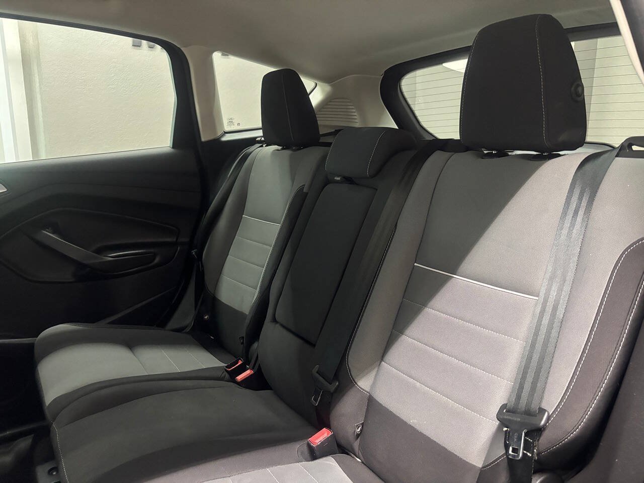 Used 2013 Ford C-MAX SE FWD image 18