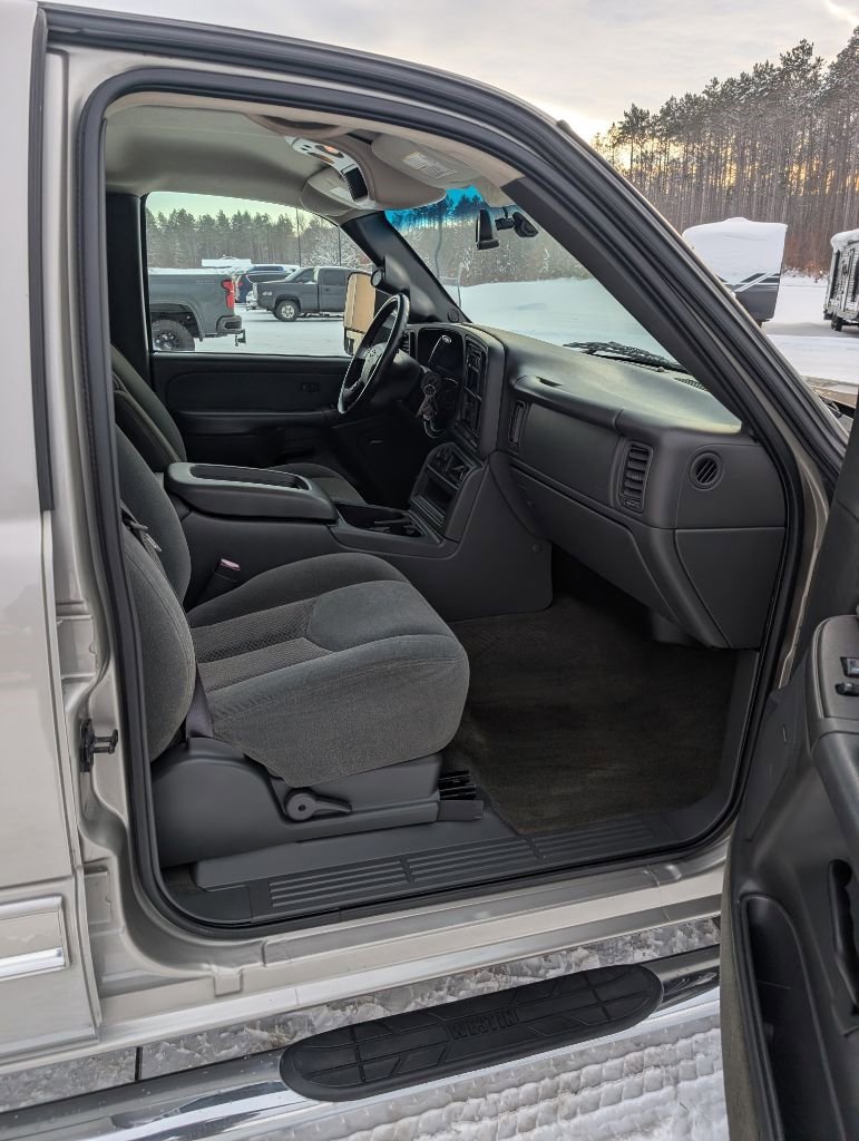 Used 2003 Chevrolet Silverado 2500 LS image 16