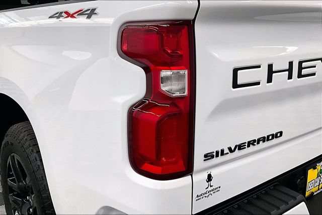 Used 2024 Chevrolet Silverado 1500 RST AWD/4WD image 36