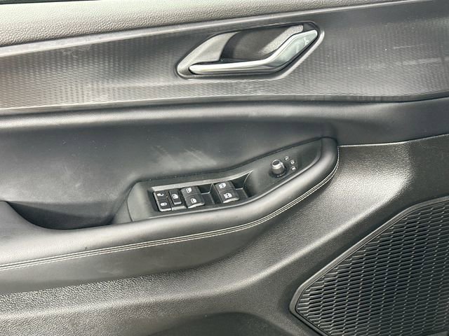 Used 2024 Jeep Grand Cherokee L Altitude AWD/4WD image 25