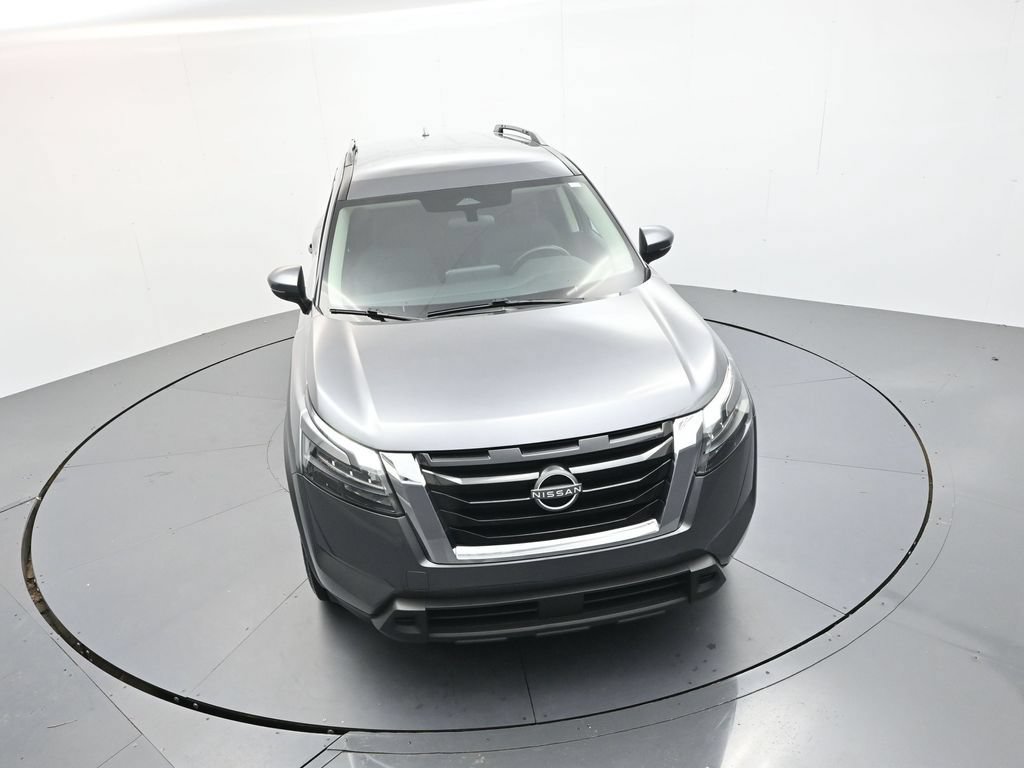 Used 2025 Nissan Pathfinder SV FWD image 24