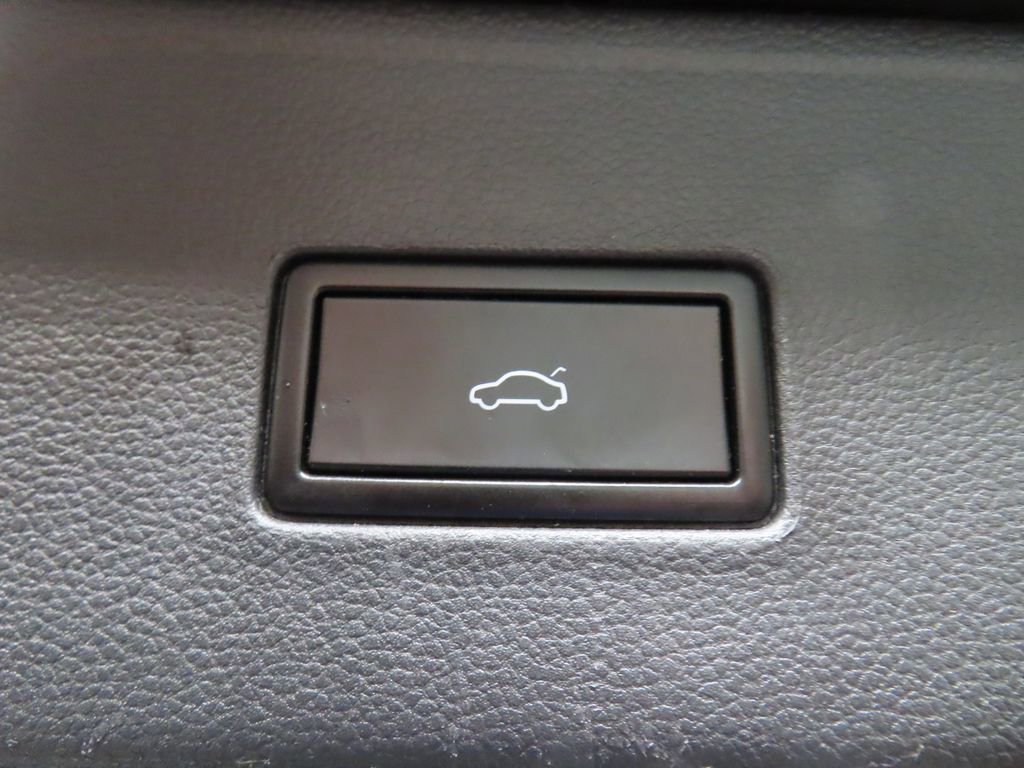 Used 2019 Volkswagen Atlas SEL Premium AWD/4WD image 40
