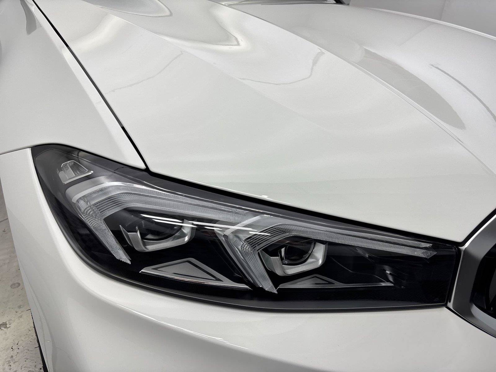 New 2026 BMW 330i xDrive Sedan w/ Premium Package AWD/4WD image 18