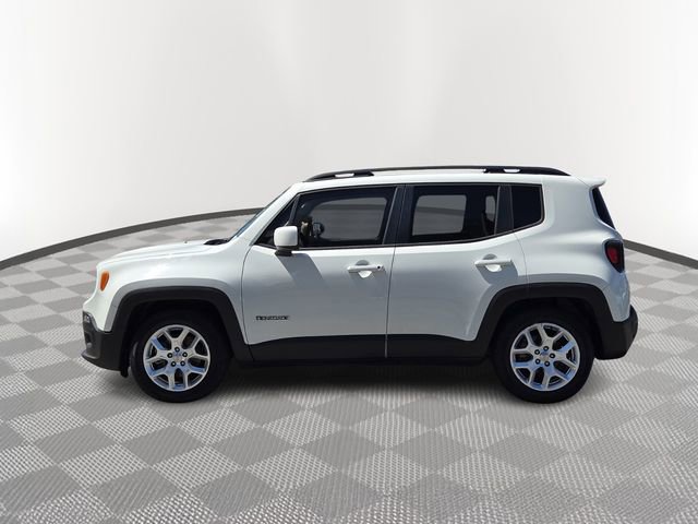 Used 2018 Jeep Renegade Latitude image 3