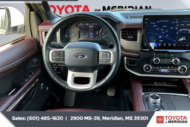 Used 2024 Ford Expedition Limited image 5
