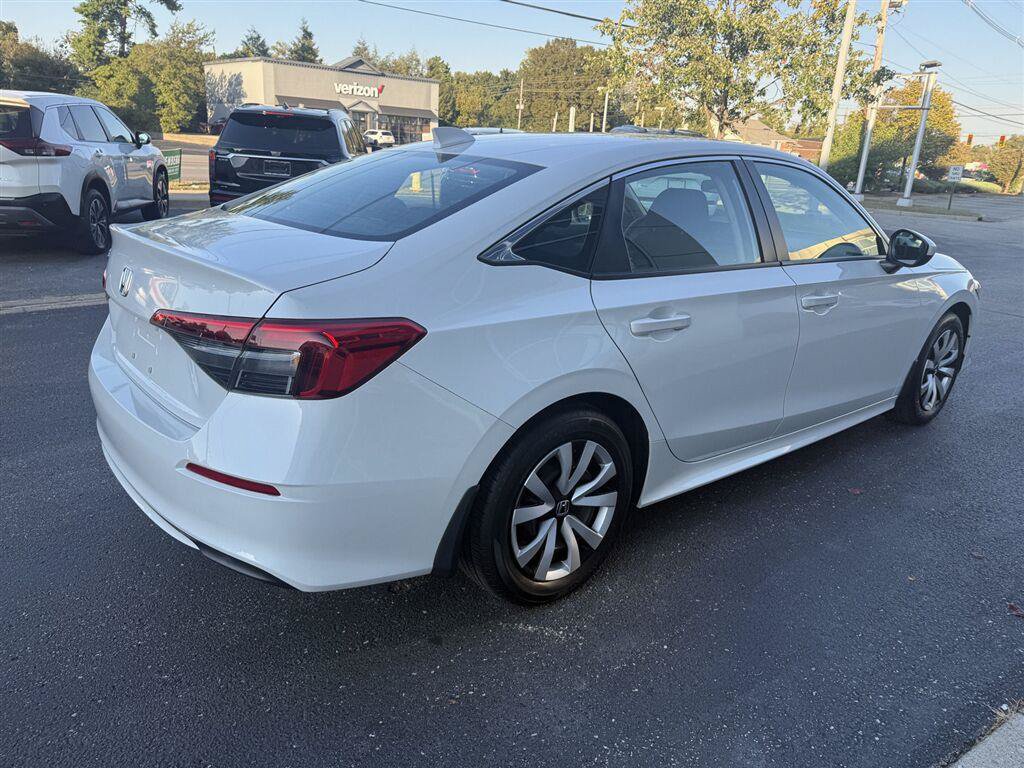 Used 2022 Honda Civic LX image 7