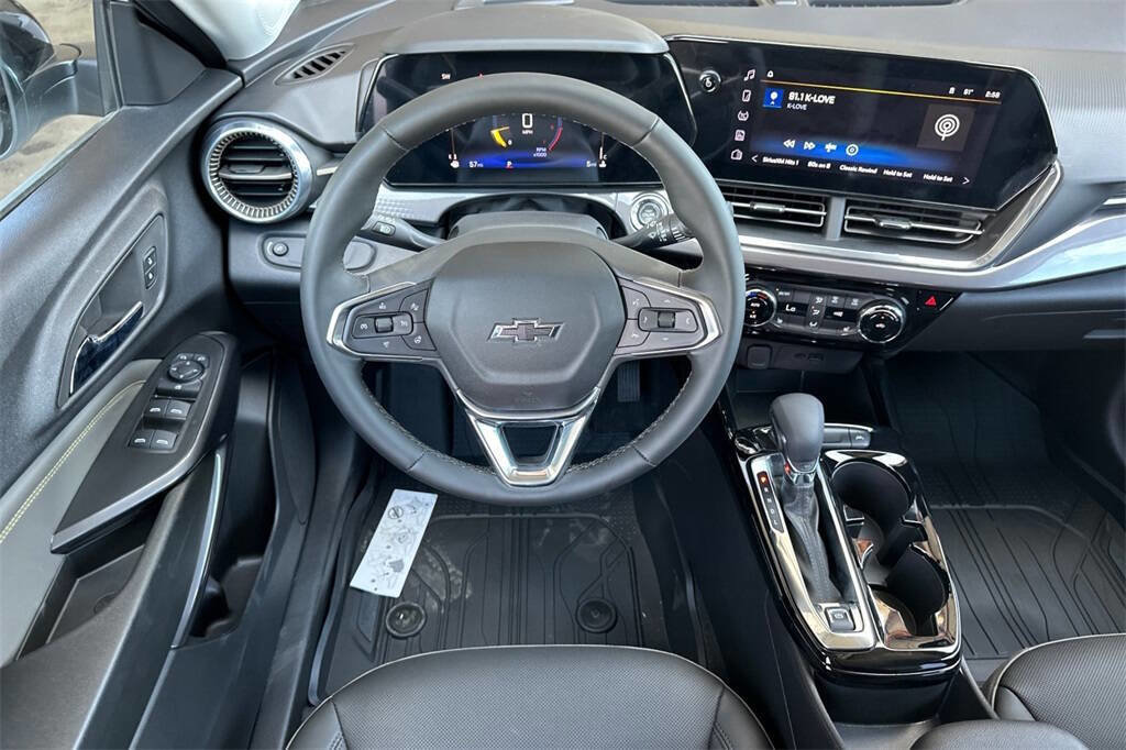 New 2025 Chevrolet Trax ACTIV w/ Driver Confidence Package image 15