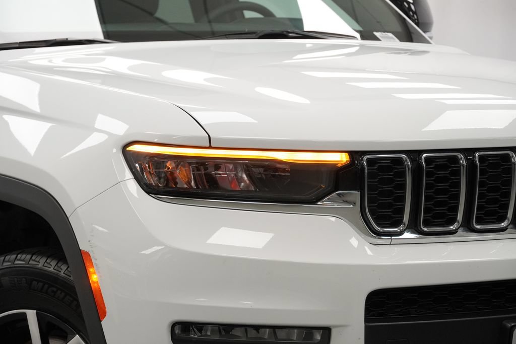 Certified 2025 Jeep Grand Cherokee L Limited AWD/4WD image 5