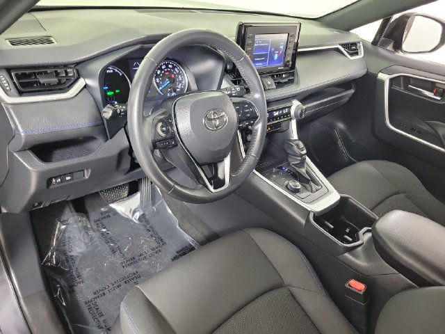 Used 2022 Toyota RAV4 SE AWD/4WD image 19