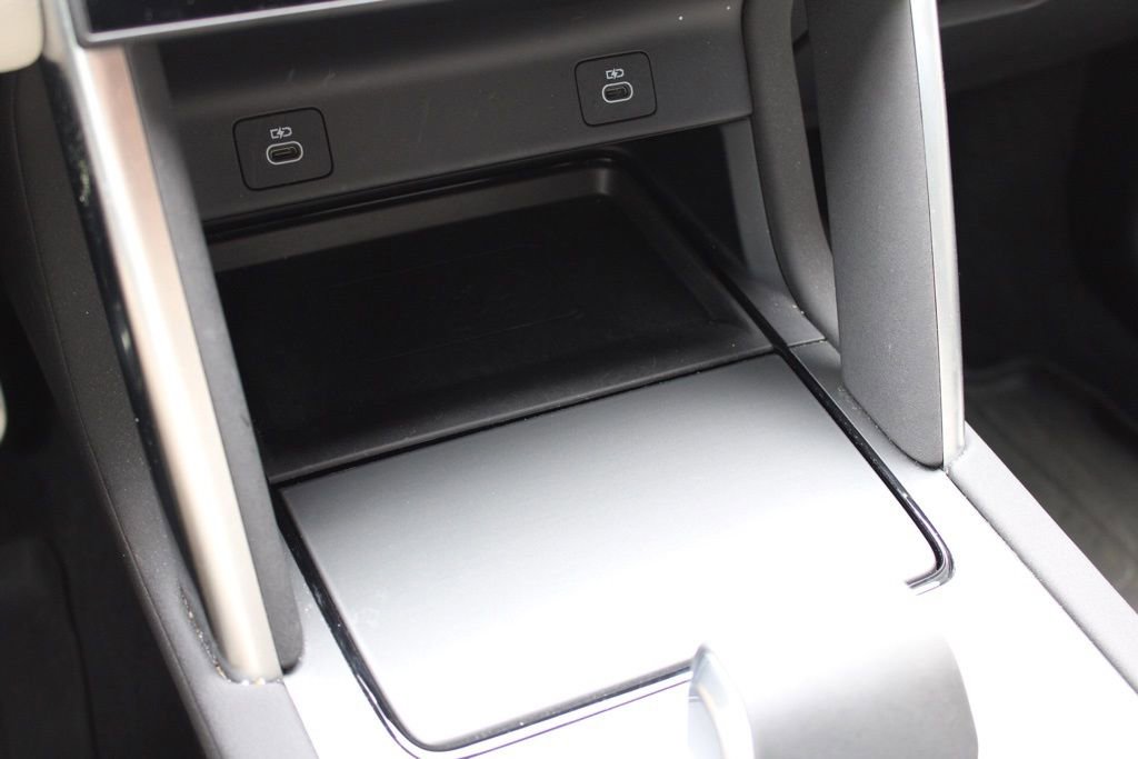 Certified 2024 Land Rover Discovery Sport Dynamic SE image 22