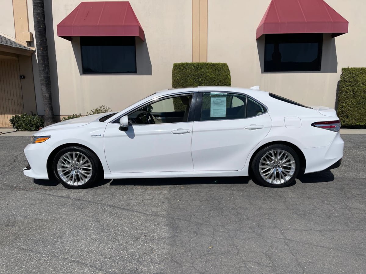 Used 2019 Toyota Camry XLE w/ Driver Assist Package FWD image 8