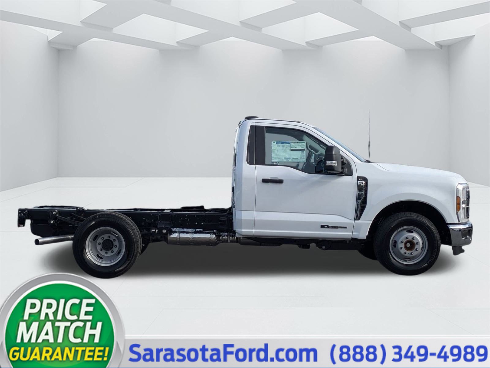 New 2025 Ford F350 XL w/ XL Chrome Package