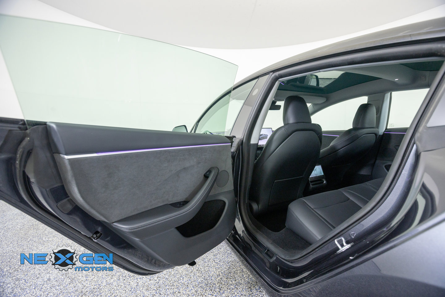 Used 2025 Tesla Model 3 Long Range AWD/4WD image 22