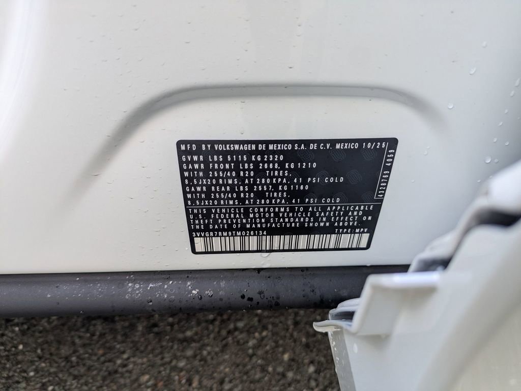 New 2026 Volkswagen Tiguan SE R-Line image 38