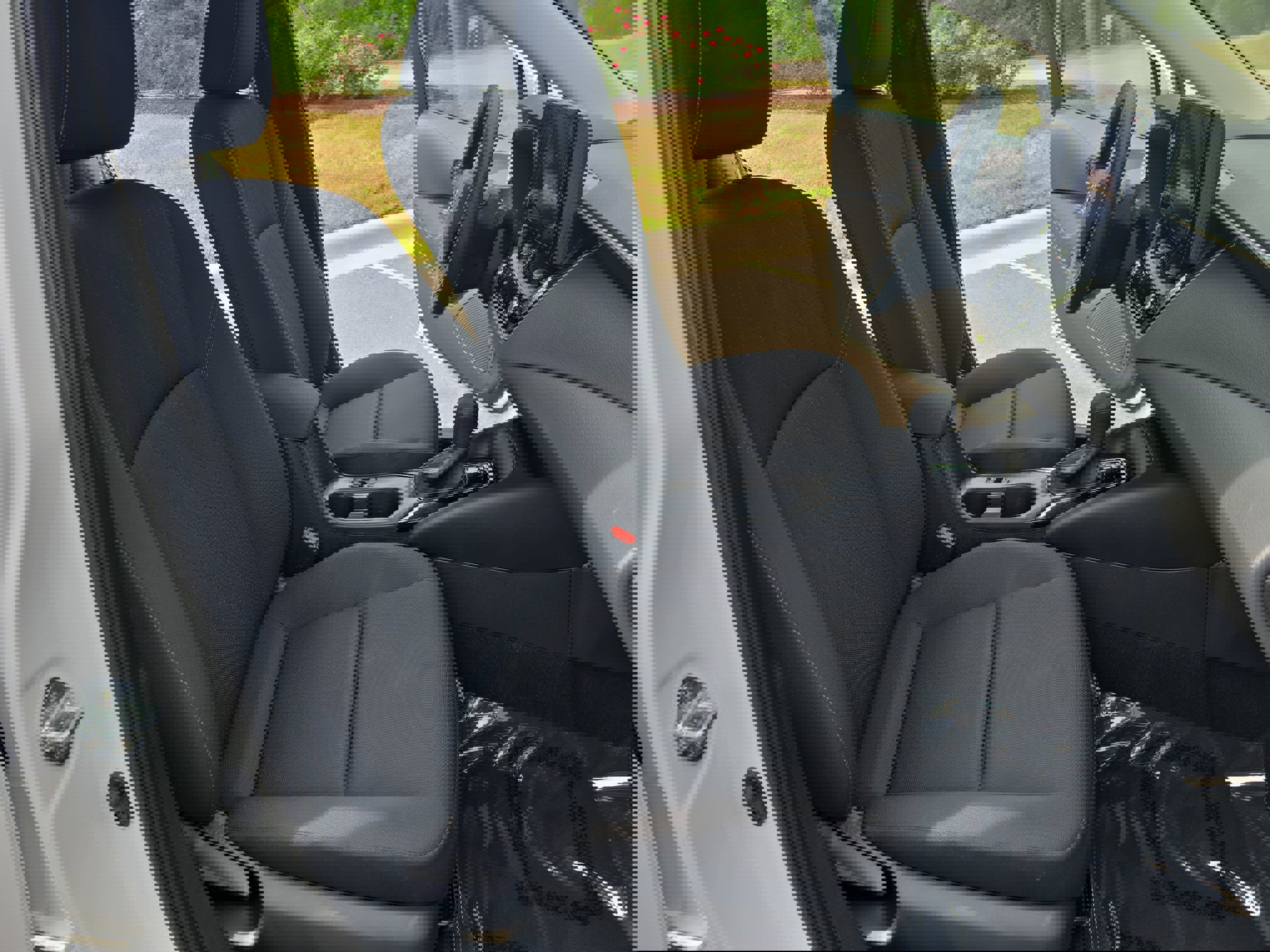 Used 2024 Toyota Corolla LE image 10