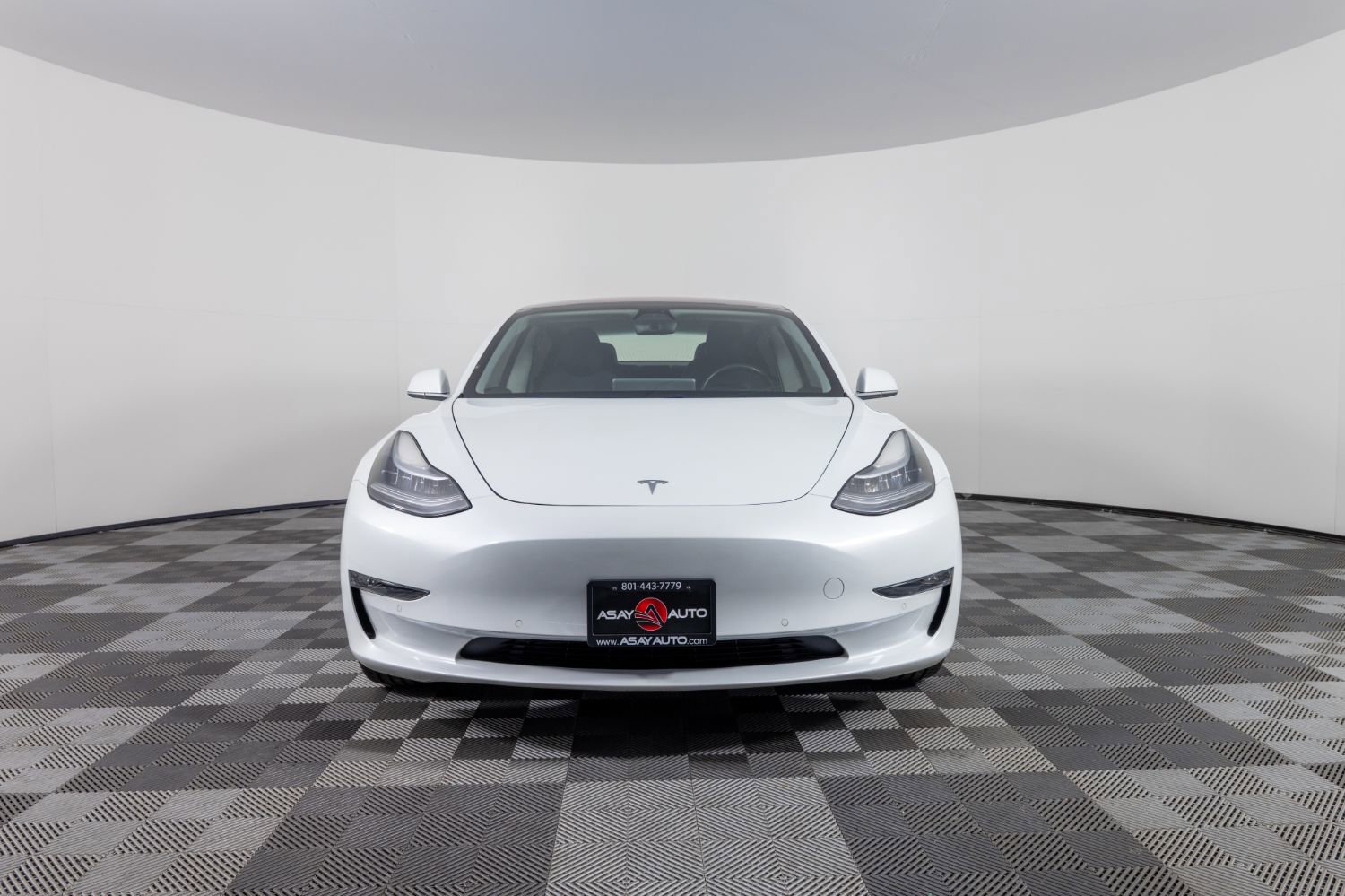 Used 2018 Tesla Model 3 Long Range image 11