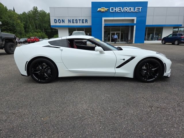 Used 2018 Chevrolet Corvette Stingray Coupe w/ 1LT RWD image 25