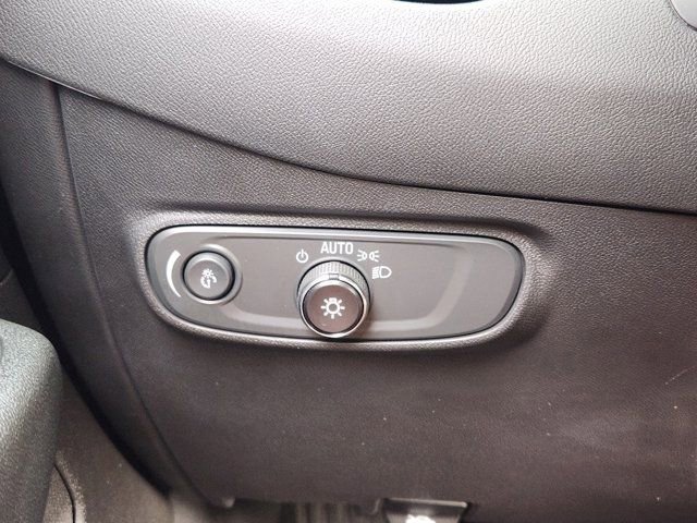 Used 2024 Chevrolet Equinox RS w/ RS Leather Package image 23