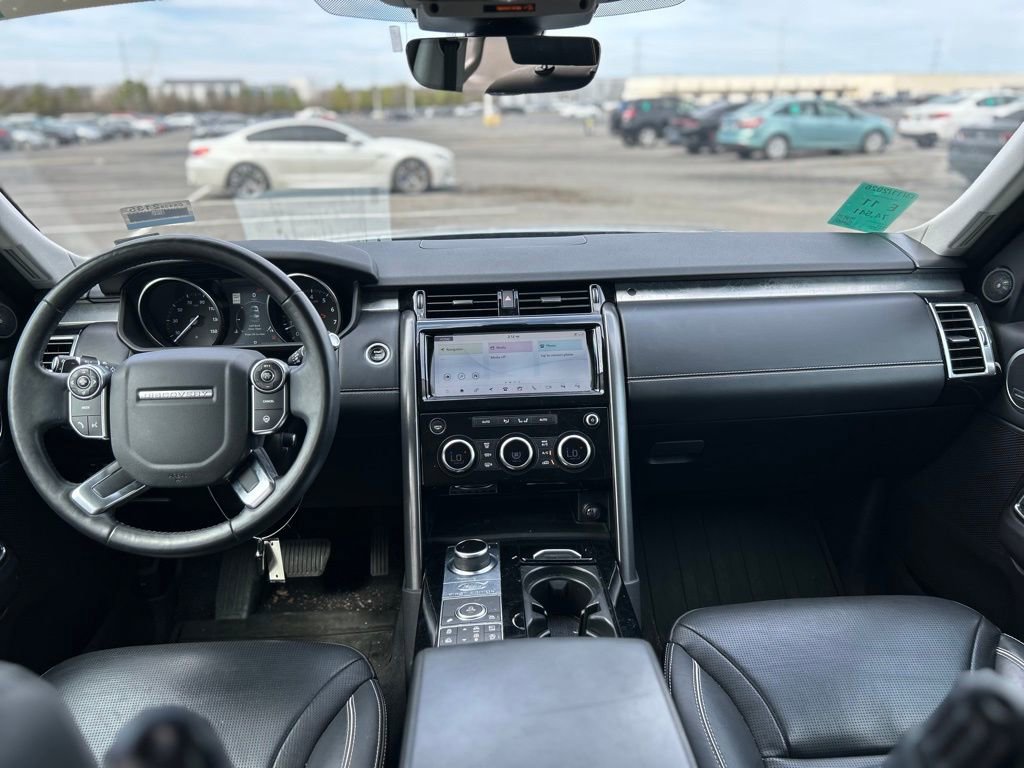 Used 2017 Land Rover Discovery First Edition AWD/4WD image 20