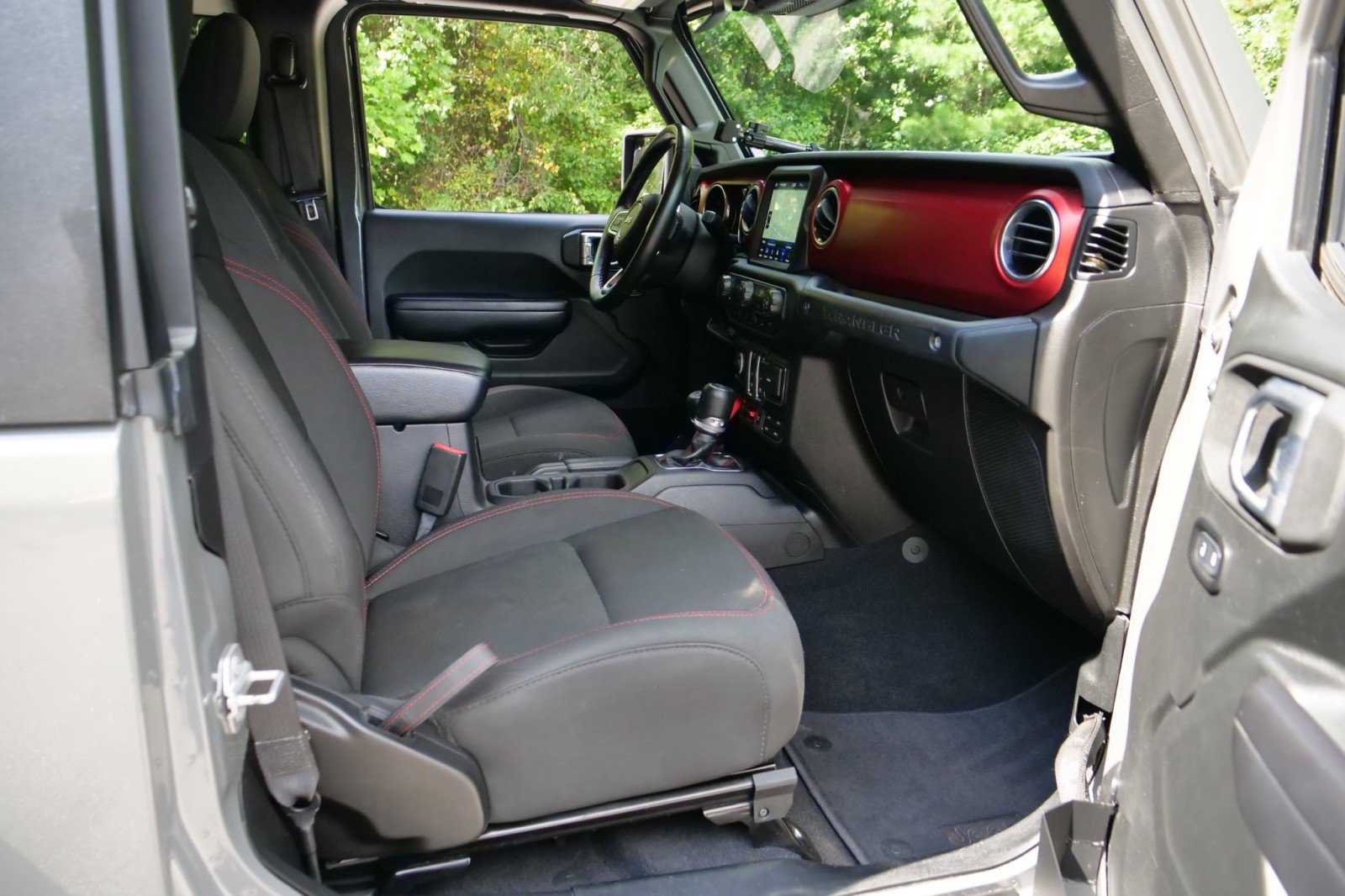 Used 2019 Jeep Wrangler Rubicon AWD/4WD image 45
