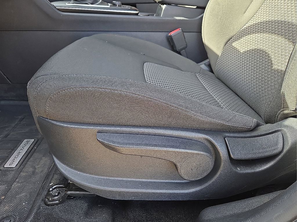 Used 2024 Kia Sportage LX image 22