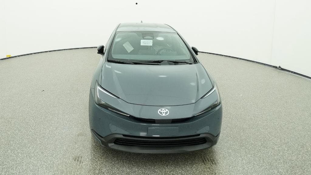 New 2026 Toyota Prius LE image 2