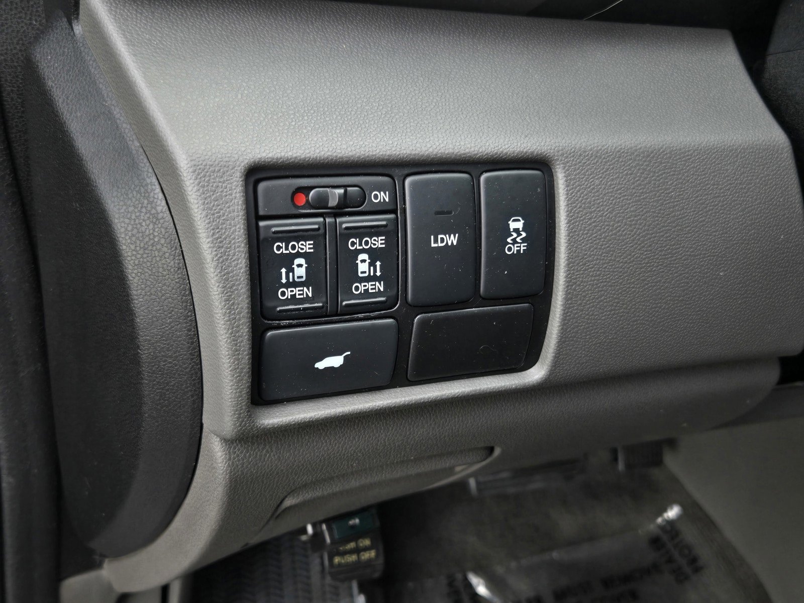 Used 2015 Honda Odyssey EX-L image 18