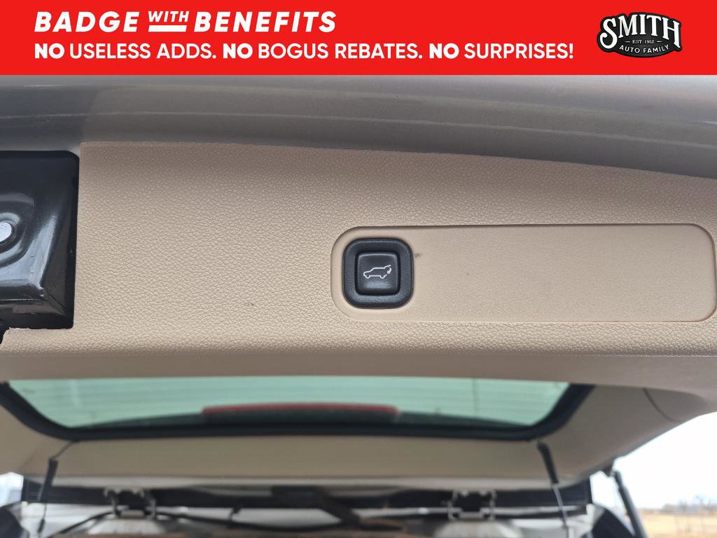 Used 2014 GMC Yukon Denali image 16