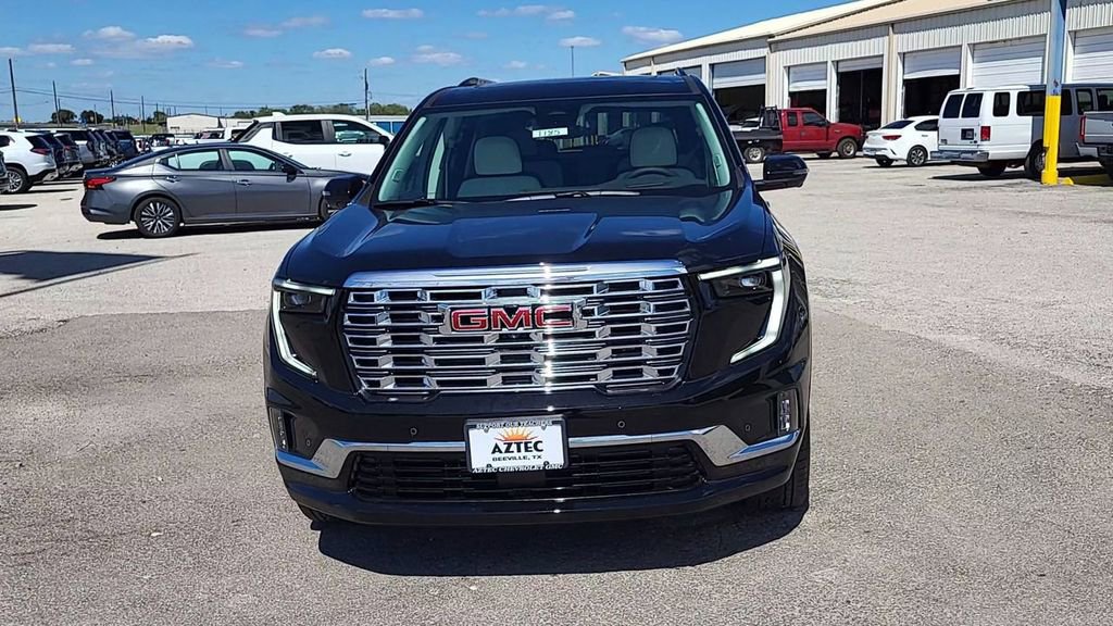 New 2026 GMC Acadia Denali w/ Super Cruise Package image 2