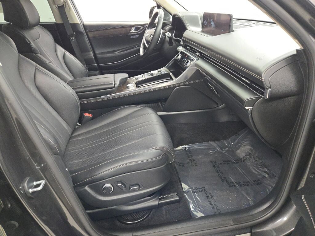 Used 2024 Genesis GV80 2.5T image 7