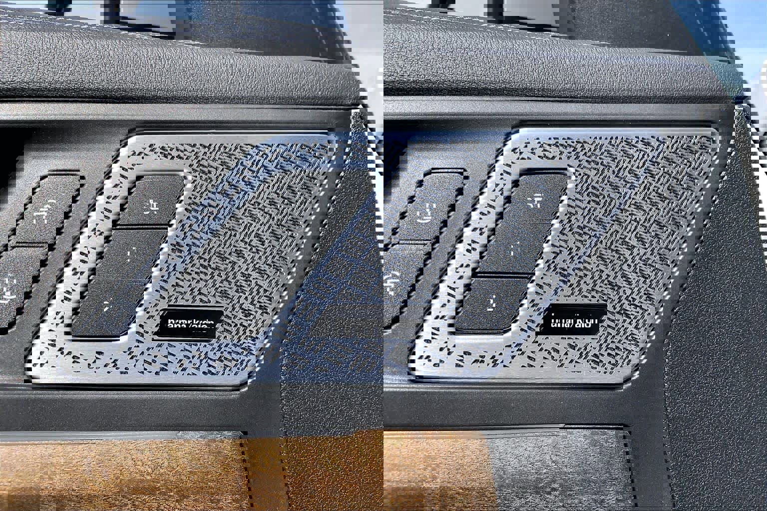 Used 2024 BMW X1 xDrive28i w/ Premium Package image 37