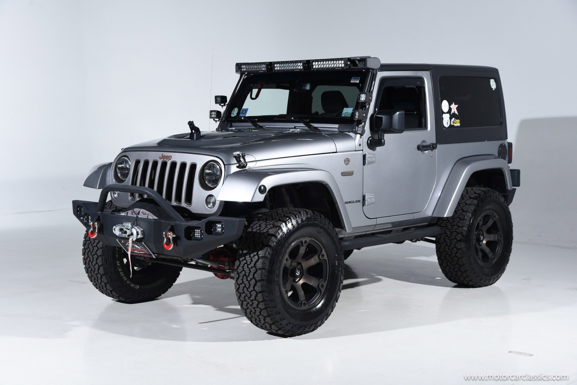 Used 2016 Jeep Wrangler Sahara AWD/4WD image 3