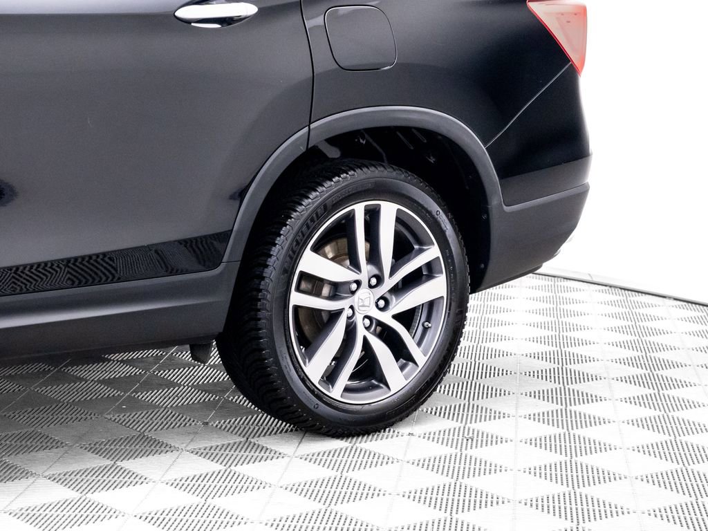 Certified 2018 Honda Pilot Elite image 37