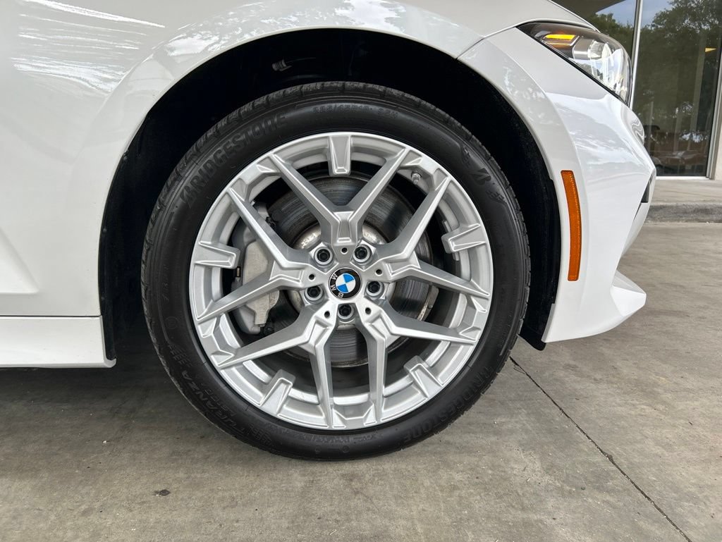Used 2026 BMW 330i xDrive Sedan w/ Convenience Package AWD/4WD image 20