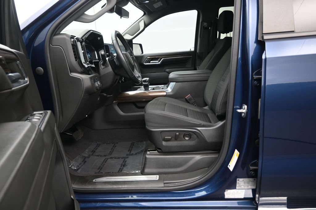 Used 2023 Chevrolet Silverado 1500 RST RWD image 11