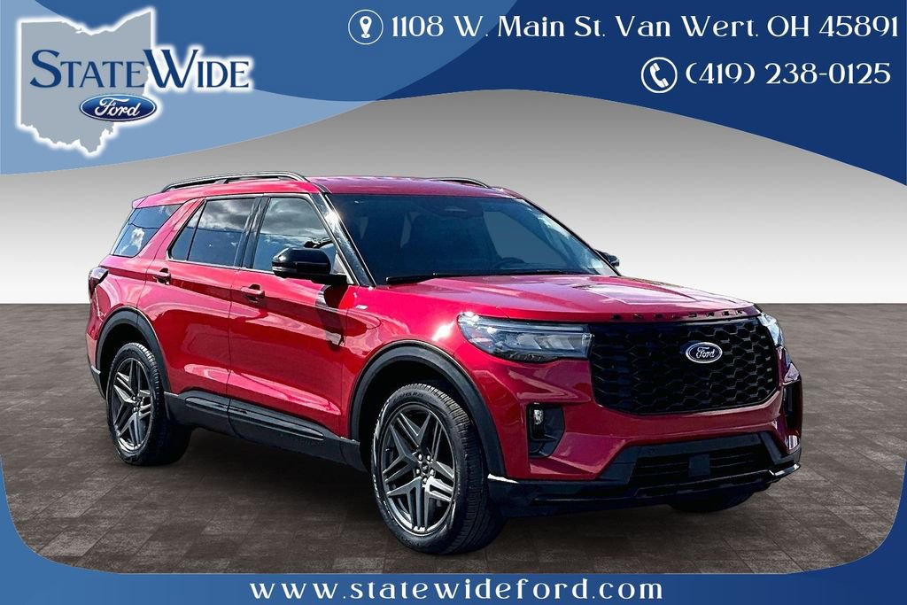 Used 2025 Ford Explorer ST-Line w/ ST-Line Street Pack AWD/4WD image 1