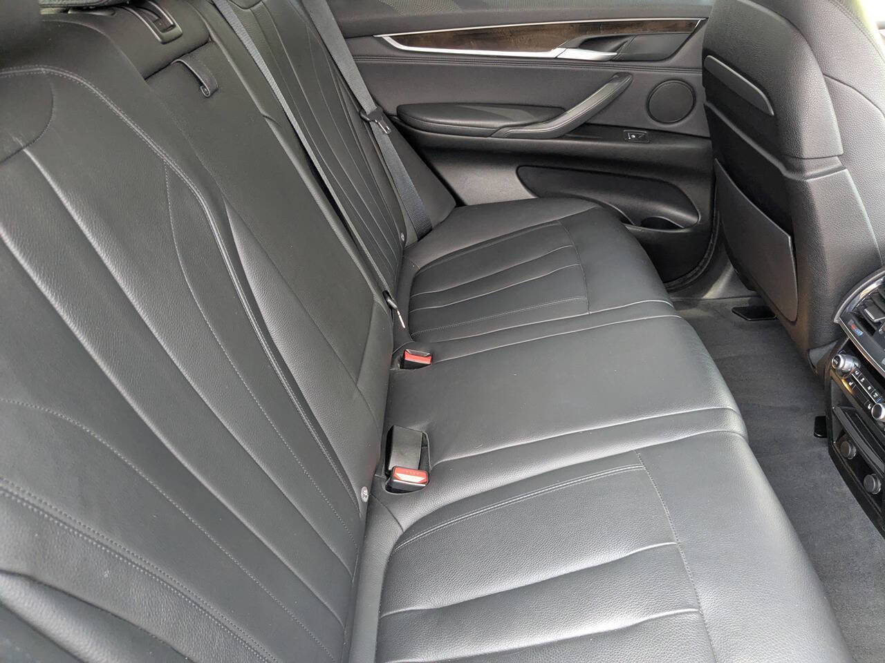 Used 2016 BMW X5 xDrive40e image 14