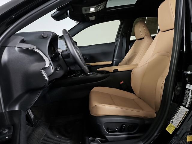 Used 2025 Lexus UX 300h AWD w/ Accessory Package (Z2) image 14
