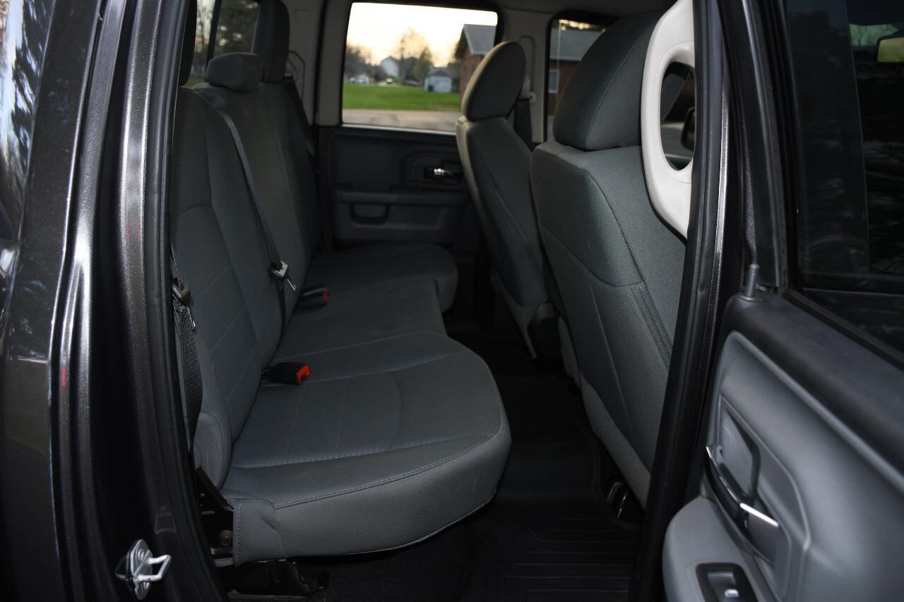 Used 2016 RAM 1500 Classic SLT image 19